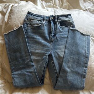 Straight-Leg Light Blue Jeans — Classic Everyday Denim